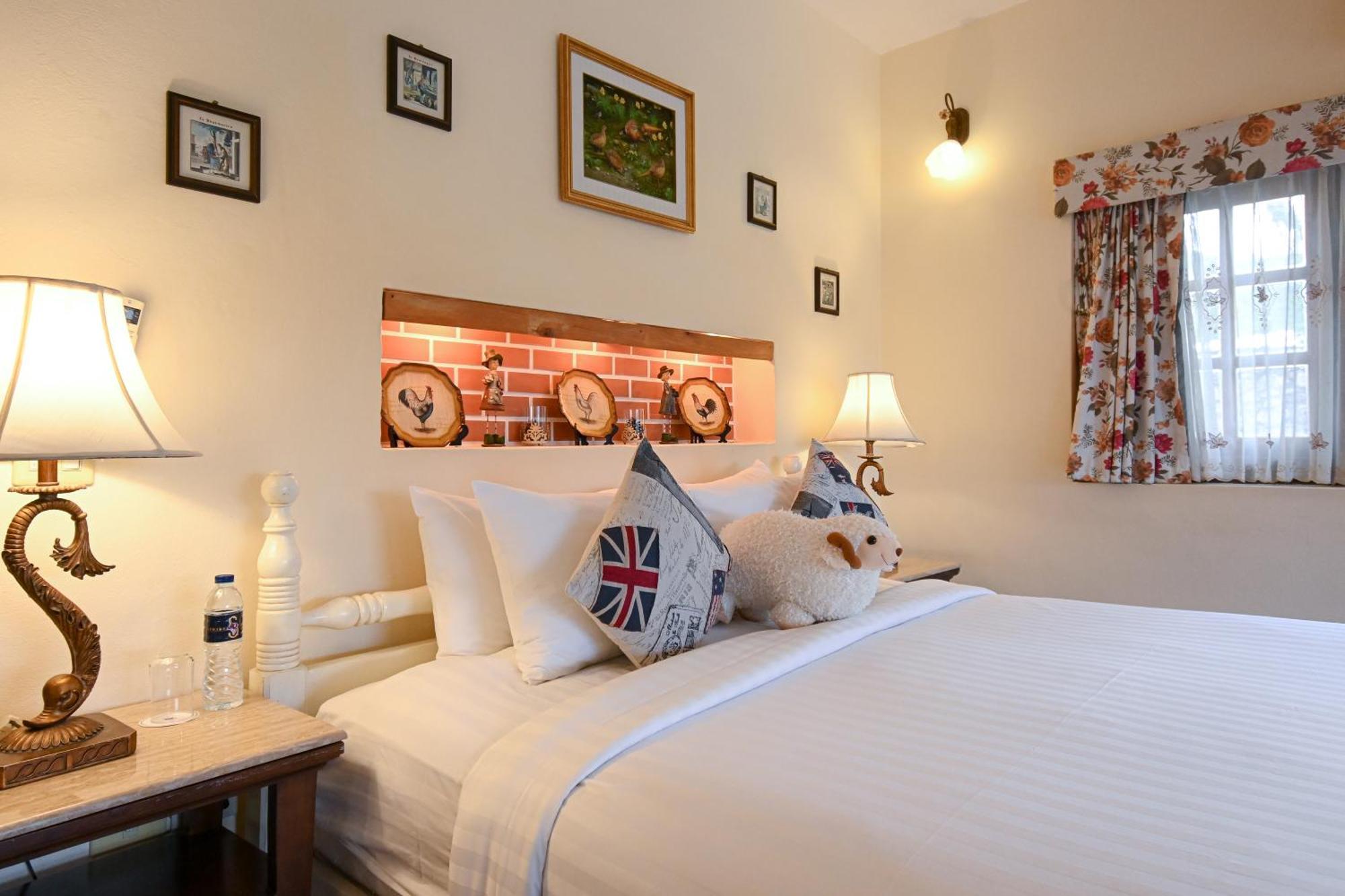 Swiss Valley Hip Resort Suan Phueng Pokoj fotografie